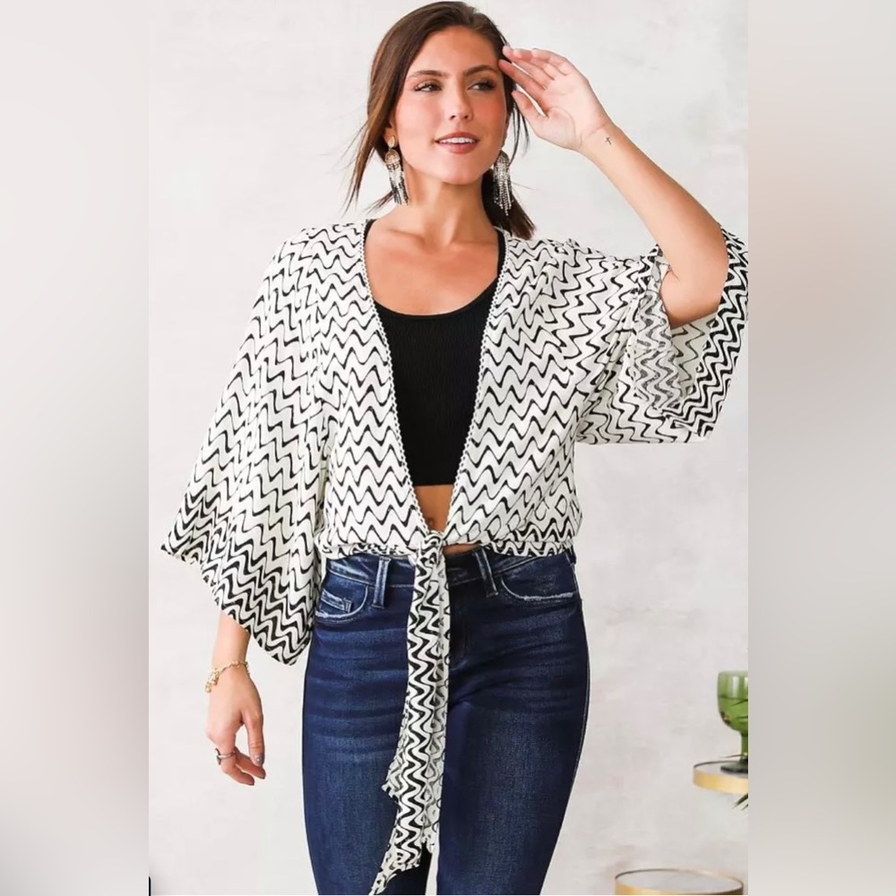 Willow & Root | Front Tie Chiffon Kimono | Size Small | NWOT